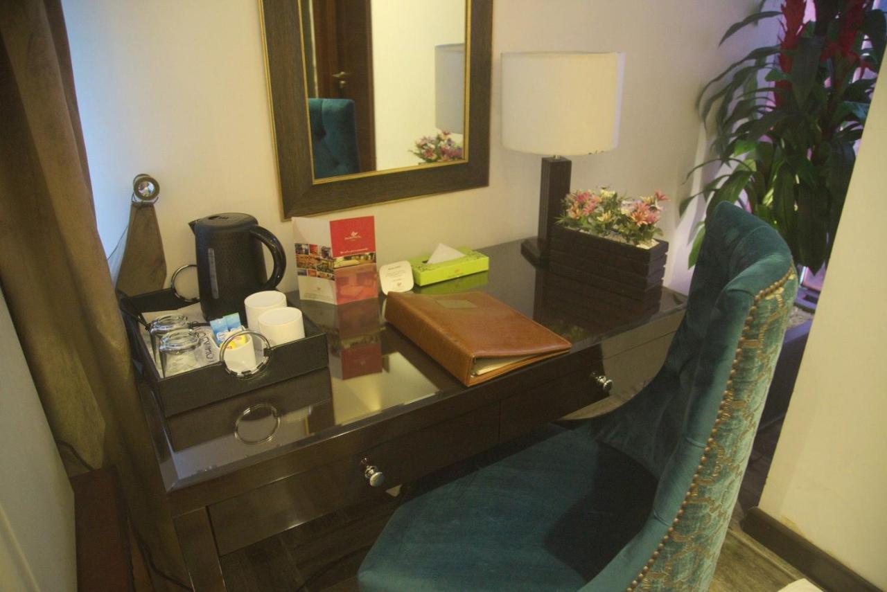 Savoey Hotel 拉合尔 外观 照片