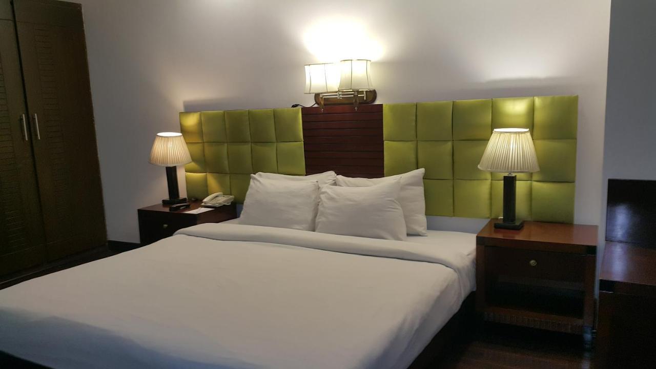 Savoey Hotel 拉合尔 外观 照片