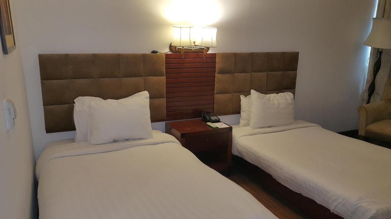 Savoey Hotel 拉合尔 外观 照片