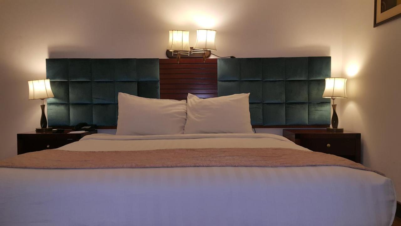 Savoey Hotel 拉合尔 外观 照片